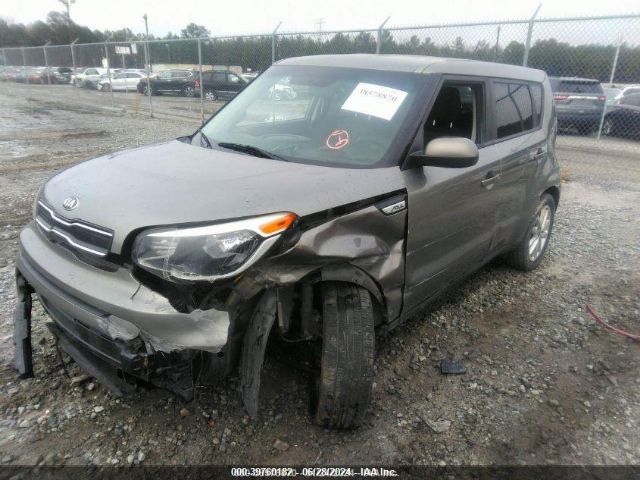KNDJP3A53J7506636 KIA SOUL +