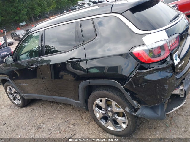 3C4NJDCB7JT231618 Jeep Compass Limited 4x4
