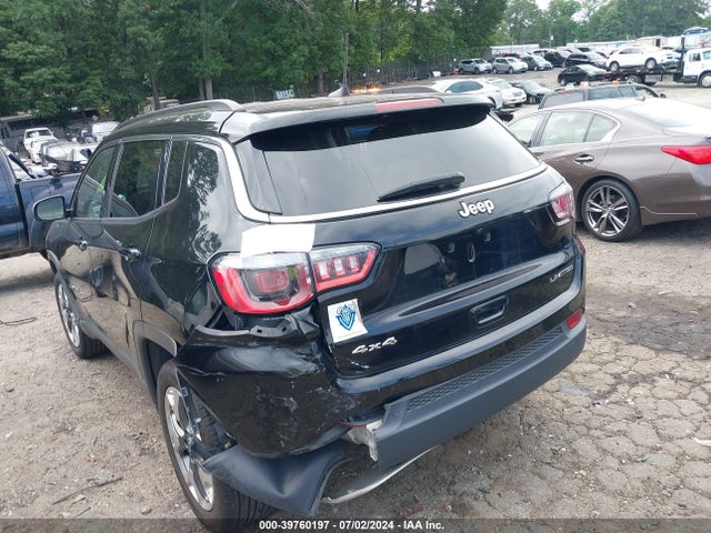 3C4NJDCB7JT231618 Jeep Compass Limited 4x4