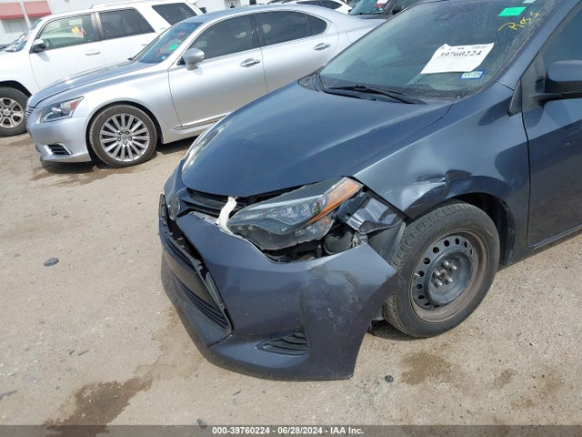 Toyota COROLLA LE 2017 5YFBURHE1HP732169 Image 17