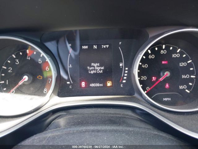 3C4NJCBB8KT636559 Jeep Compass Latitude Fwd