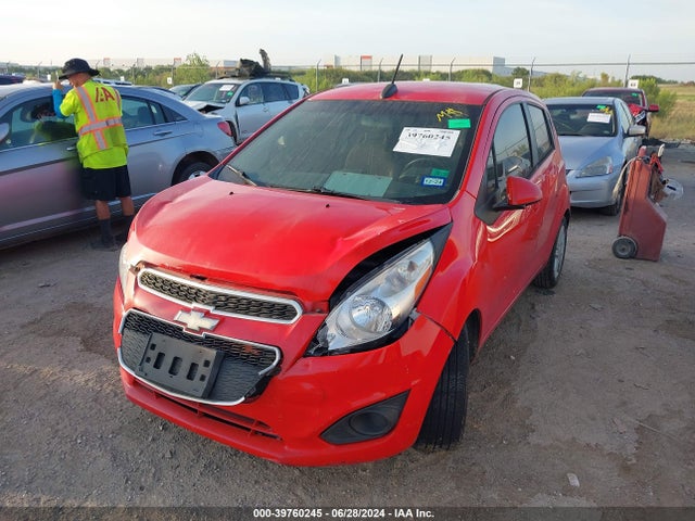 Chevrolet Spark 1lt Cvt 2015 KL8CD6S98FC759947 Image 2