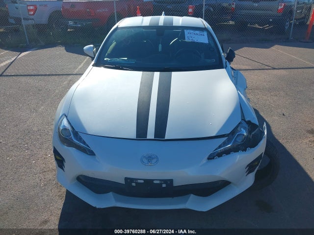 Toyota 86 GT 2018 JF1ZNAE18J9700481 Image 13