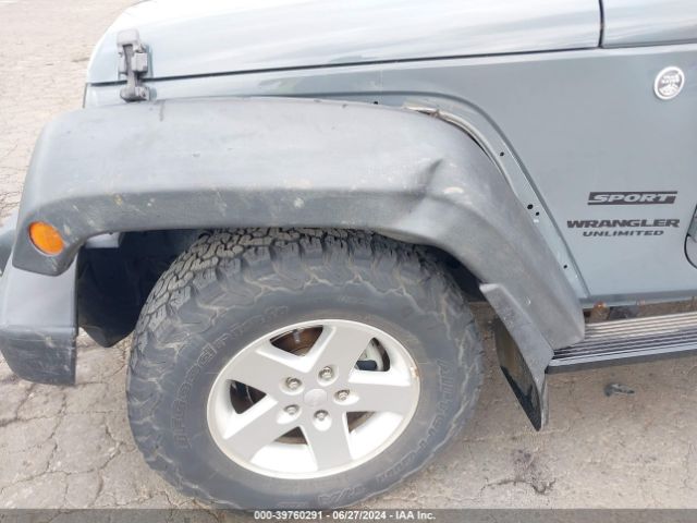1C4BJWDG9EL238399 Jeep Wrangler Unlimited Sport
