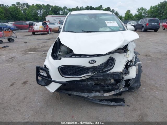KNDPMCAC8L7742056 KIA Sportage Lx