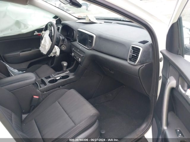 KNDPMCAC8L7742056 KIA Sportage Lx