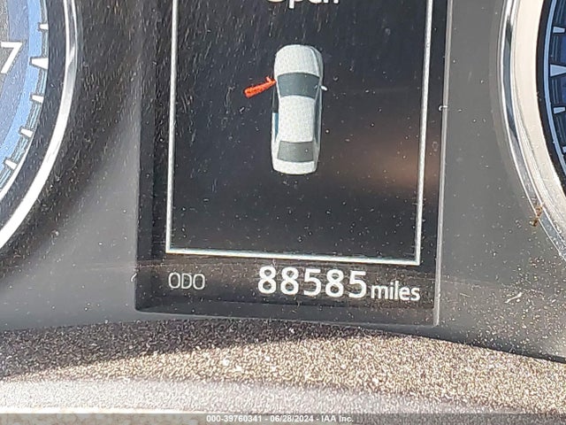 Toyota COROLLA SE 2017 5YFBURHE9HP648682 Image 16