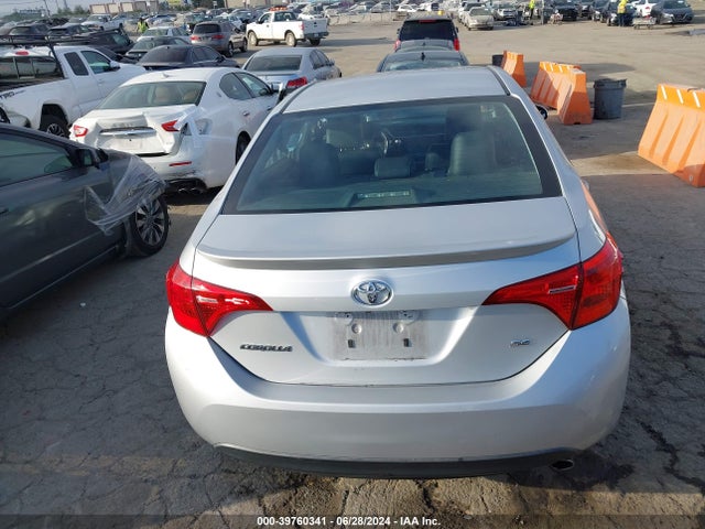 Toyota COROLLA SE 2017 5YFBURHE9HP648682 Image 17