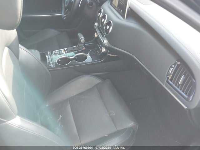 KIA Stinger Premium 2019 KNAE25LA0K6064361 Image 5