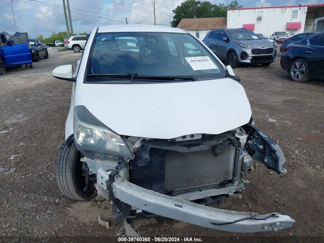 VNKKTUD37HA080132 Toyota YARIS L