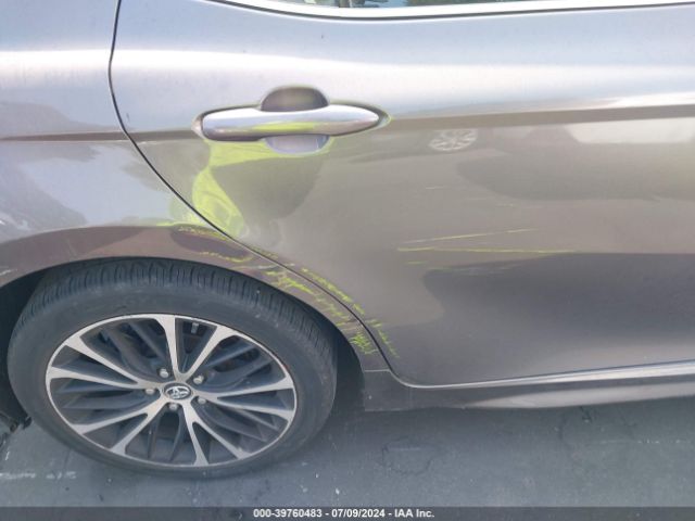 4T1B21HK6JU507893 Toyota Camry Hybrid Se