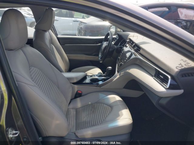4T1B21HK6JU507893 Toyota Camry Hybrid Se