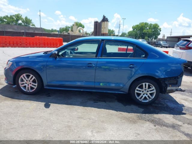 3VW2K7AJ1FM355782 Volkswagen Jetta 2.0l S