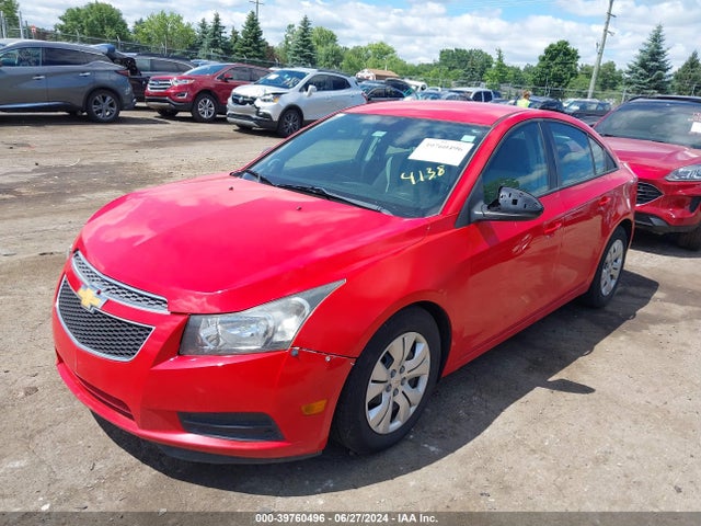 Chevrolet Cruze Ls Manual 2014 1G1PB5SH1E7214138 Image 2
