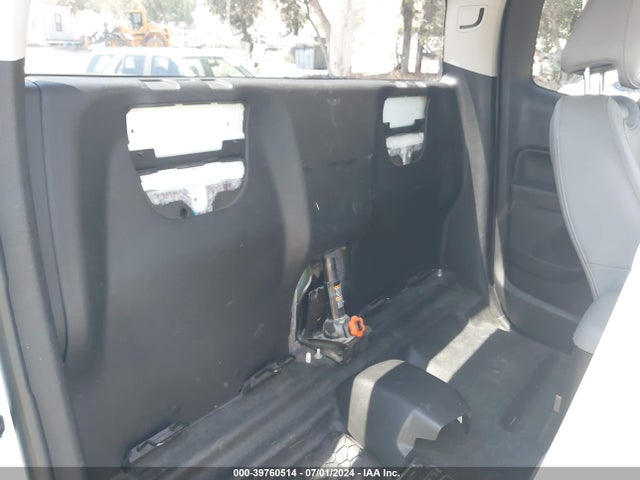 Chevrolet Colorado Wt 2016 1GCHSBEA1G1392355 Image 8