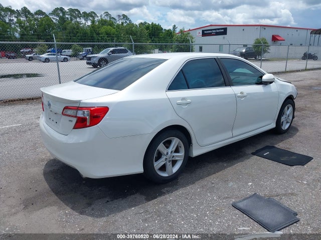 Toyota CAMRY SE 2014 4T1BF1FKXEU442916 Image 4
