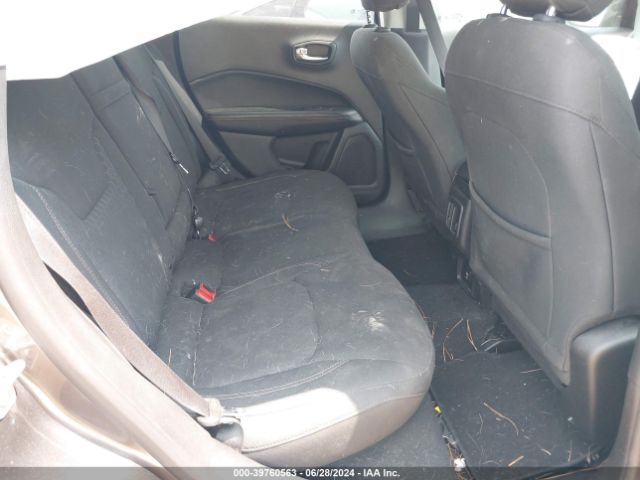 3C4NJCAB2JT471348 Jeep Compass Sport Fwd