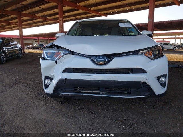 Toyota Rav4 Xle 2018 JTMWFREV9JD117619 Image 12