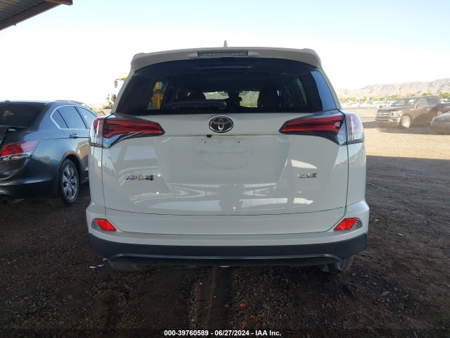 Toyota Rav4 Xle 2018 JTMWFREV9JD117619 Image 16