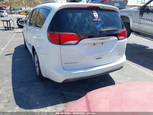 2C4RC1GG3JR276087 Chrysler Pacifica Limited