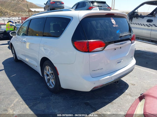 2C4RC1GG3JR276087 Chrysler Pacifica Limited