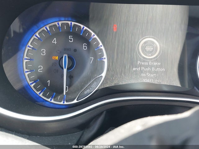 2C4RC1GG3JR276087 Chrysler Pacifica Limited