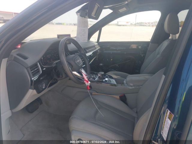 WA1LAAF79JD045298 Audi Q7 3.0t Premium