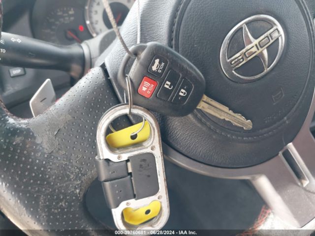 JF1ZNAA18F8700113 Scion FR-S