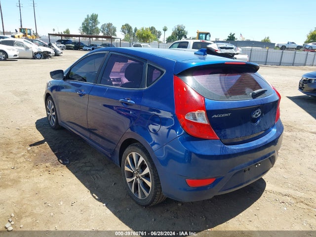 Hyundai Accent Sport 2015 KMHCU5AE9FU233154 Image 3