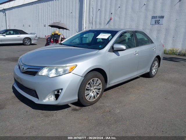 Toyota CAMRY LE 2014 4T4BF1FK8ER362407 Image 2