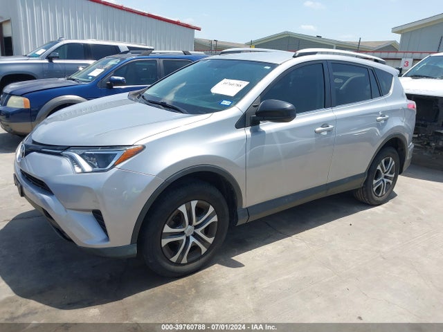 Toyota RAV4 LE 2016 2T3ZFREV3GW264849 Image 2