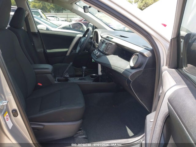 Toyota RAV4 LE 2016 2T3ZFREV3GW264849 Image 5