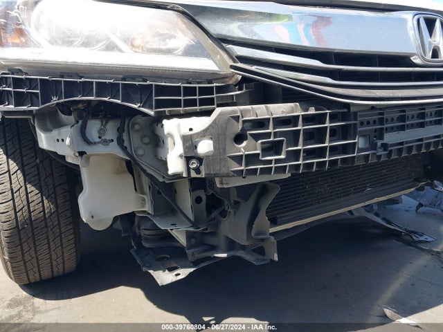 Honda ACCORD LX 2017 1HGCR2F31HA198174 Image 18