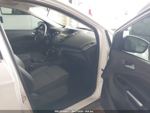 1FMCU0G90HUB04994 Ford ESCAPE SE