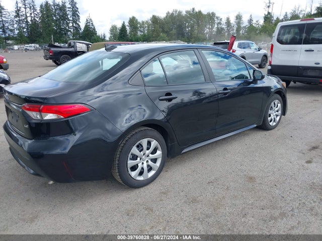 Toyota COROLLA LE 2021 5YFEPMAE6MP268484 Image 2