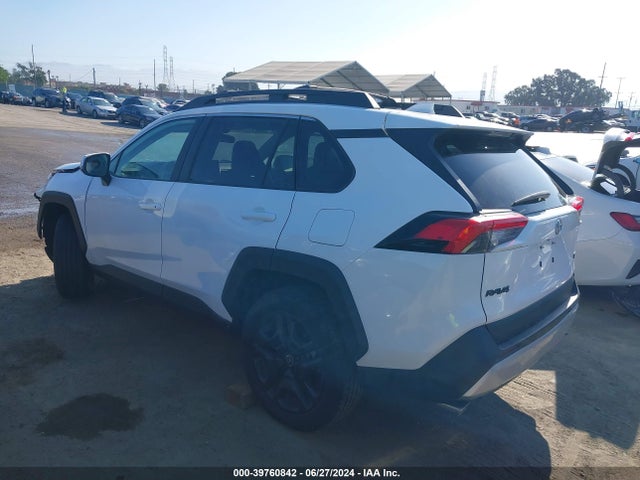 Toyota Rav4 Adventure 2022 2T3J1RFV5NW249115 Image 3