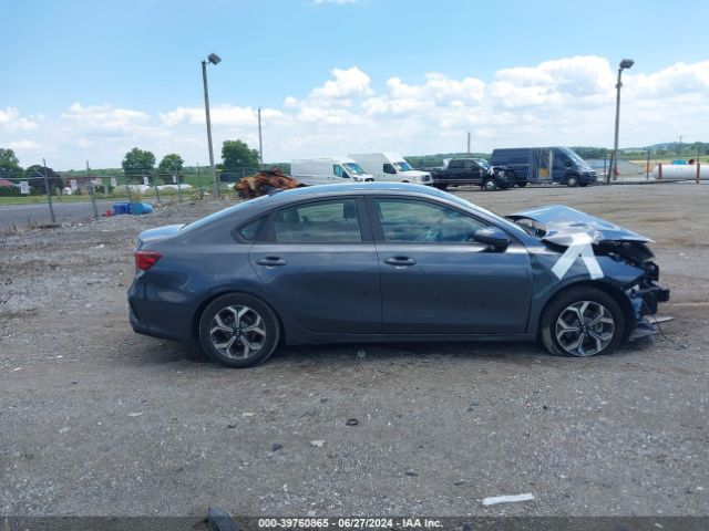 3KPF24AD8LE185780 KIA Forte Lxs