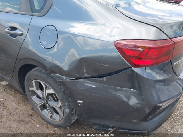 3KPF24AD8LE185780 KIA Forte Lxs