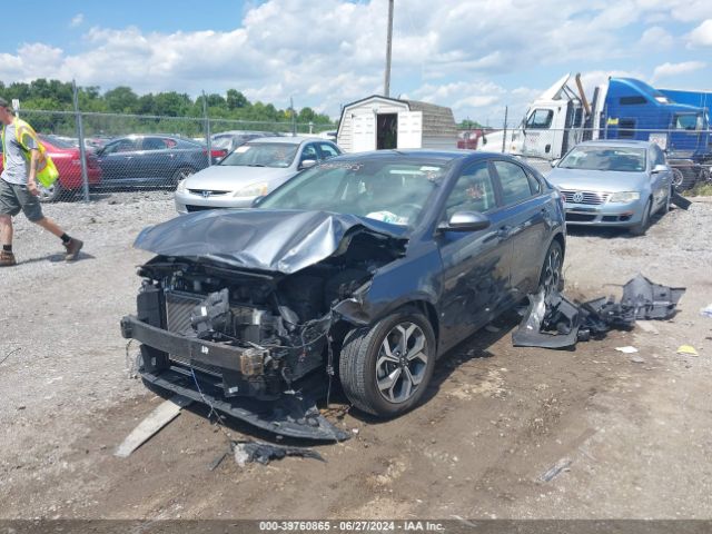 3KPF24AD8LE185780 KIA Forte Lxs