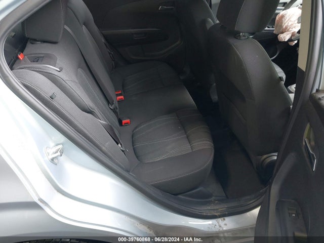 Chevrolet Sonic Lt Auto 2017 1G1JD5SH5H4148277 Image 8