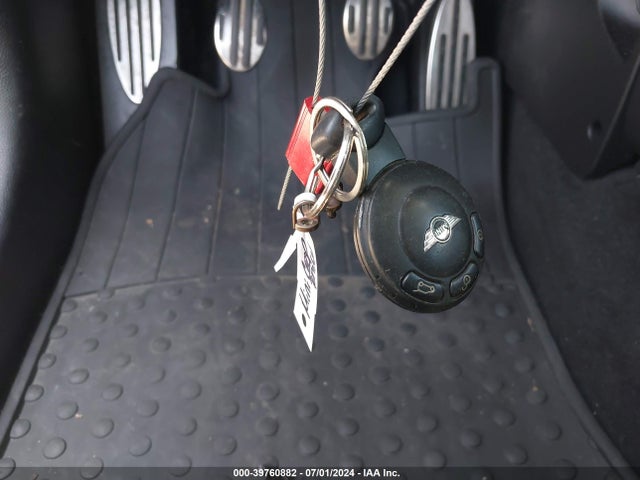 2009 MINI COOPER S WMWMF73579TT98218 Photo 10