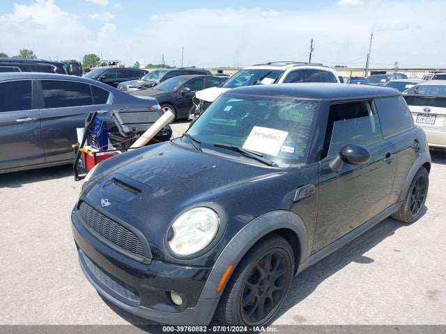 2009 MINI COOPER S WMWMF73579TT98218 Photo 1