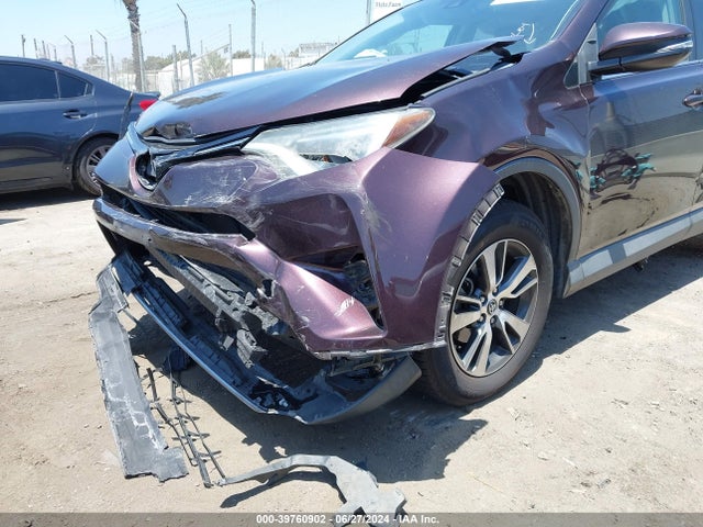 Toyota Rav4 Xle 2018 2T3WFREV9JW425523 Image 6