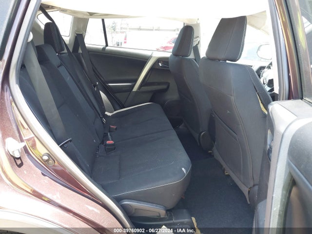 Toyota Rav4 Xle 2018 2T3WFREV9JW425523 Image 8