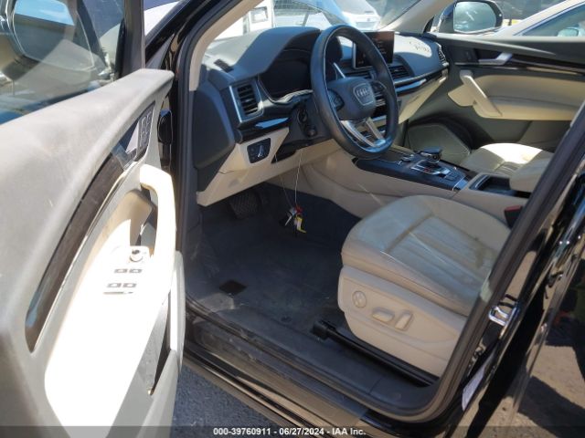 WA1ANAFY1J2247309 Audi Q5 2.0t Premium/2.0t Tech Premium