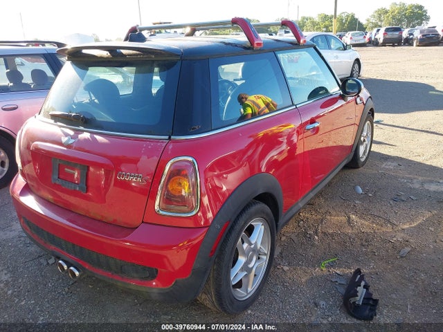 2007 MINI COOPER S WMWMF73547TL86119 Photo 3