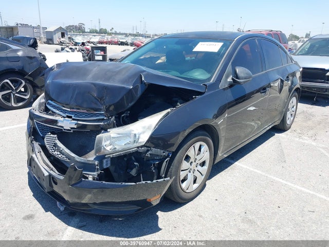Chevrolet Cruze Ls Auto 2014 1G1PA5SG6E7385929 Image 2