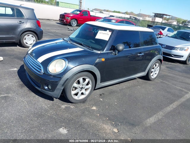 2007 MINI COOPER WMWMF335X7TT51092 Photo 1