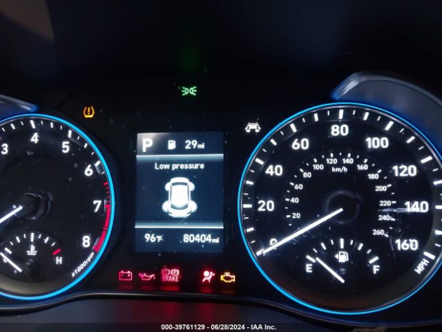 KM8K12AA0KU198403 Hyundai Kona Se