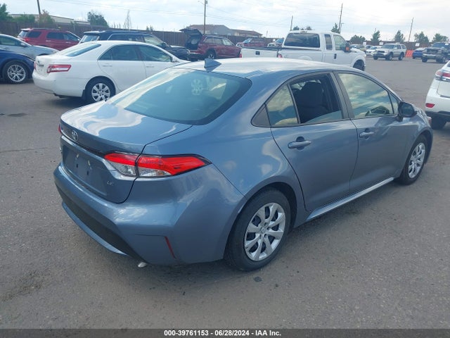 Toyota COROLLA LE 2022 JTDEPMAE6N3017698 Image 4
